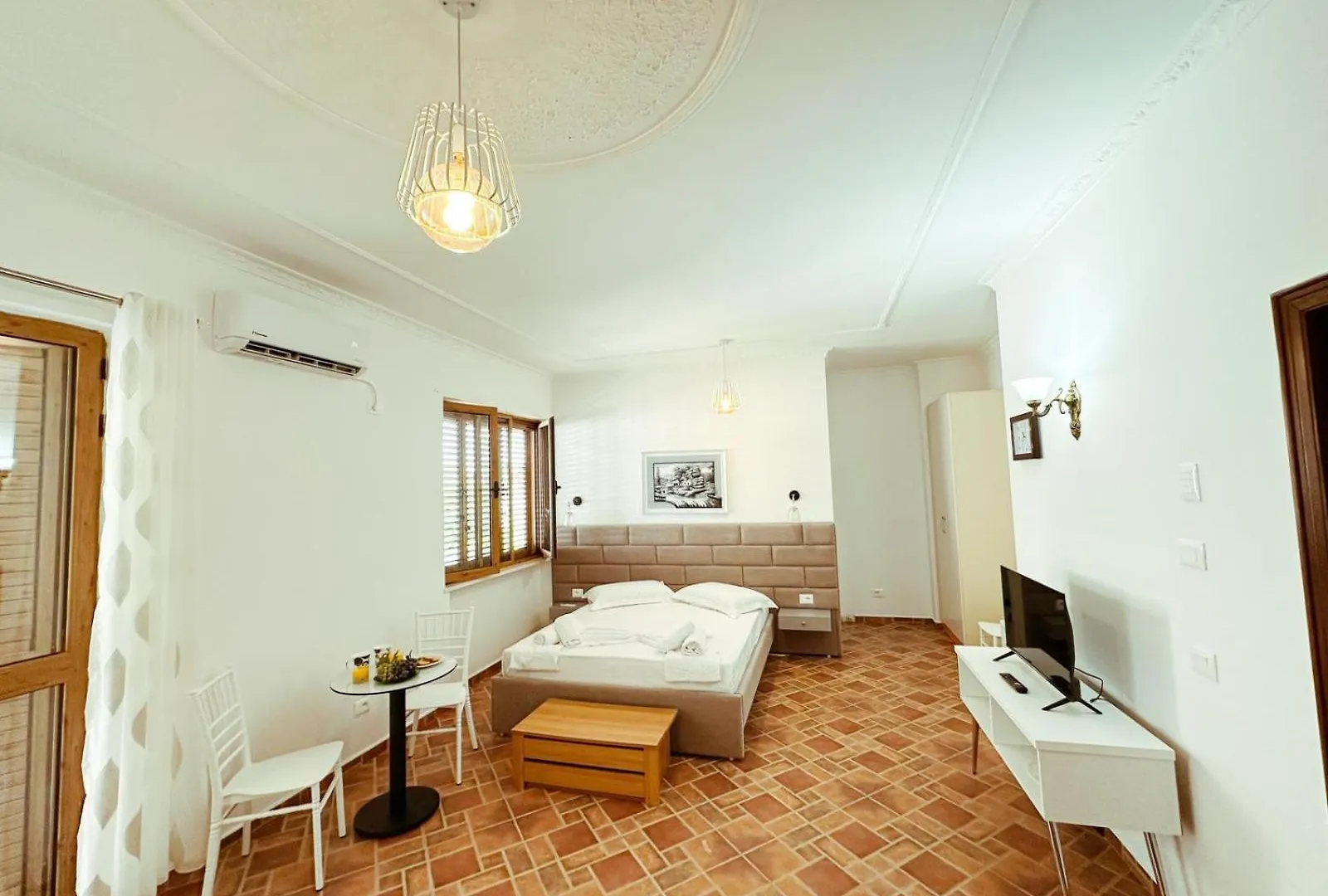 Vizion Hotel Shkoder