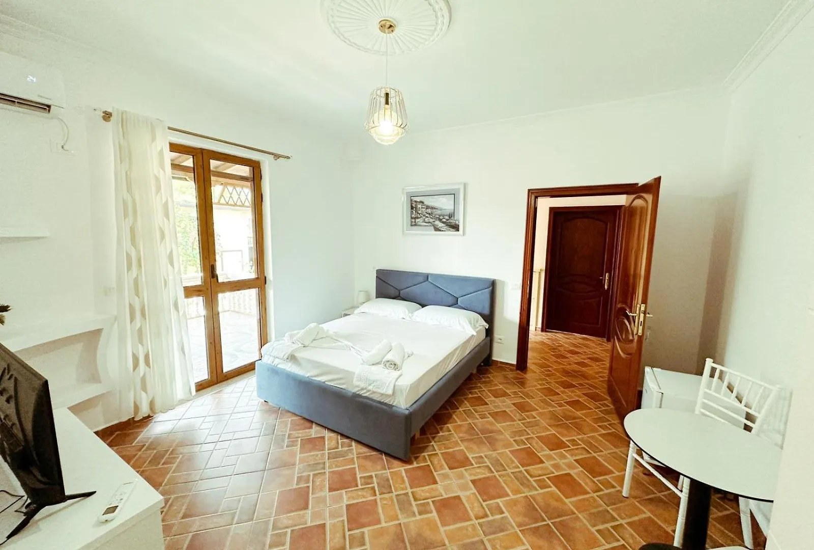 Vizion Hotel Shkoder