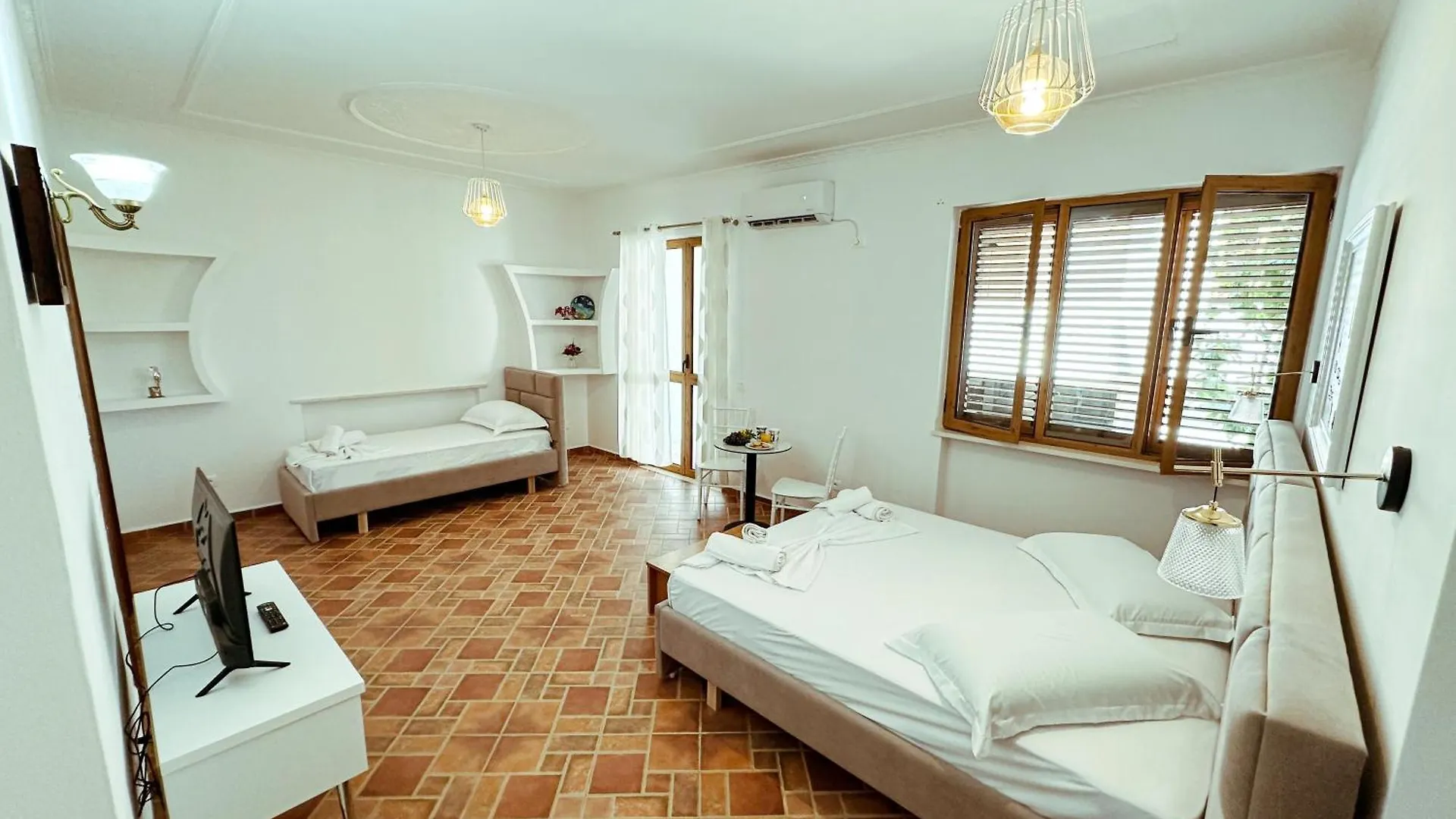 Vizion Hotel Shkoder